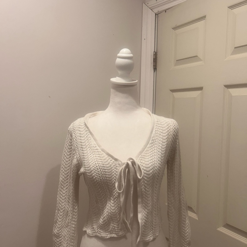 Pink Rose Cream V-Neck Tie-Front Knit Sweater